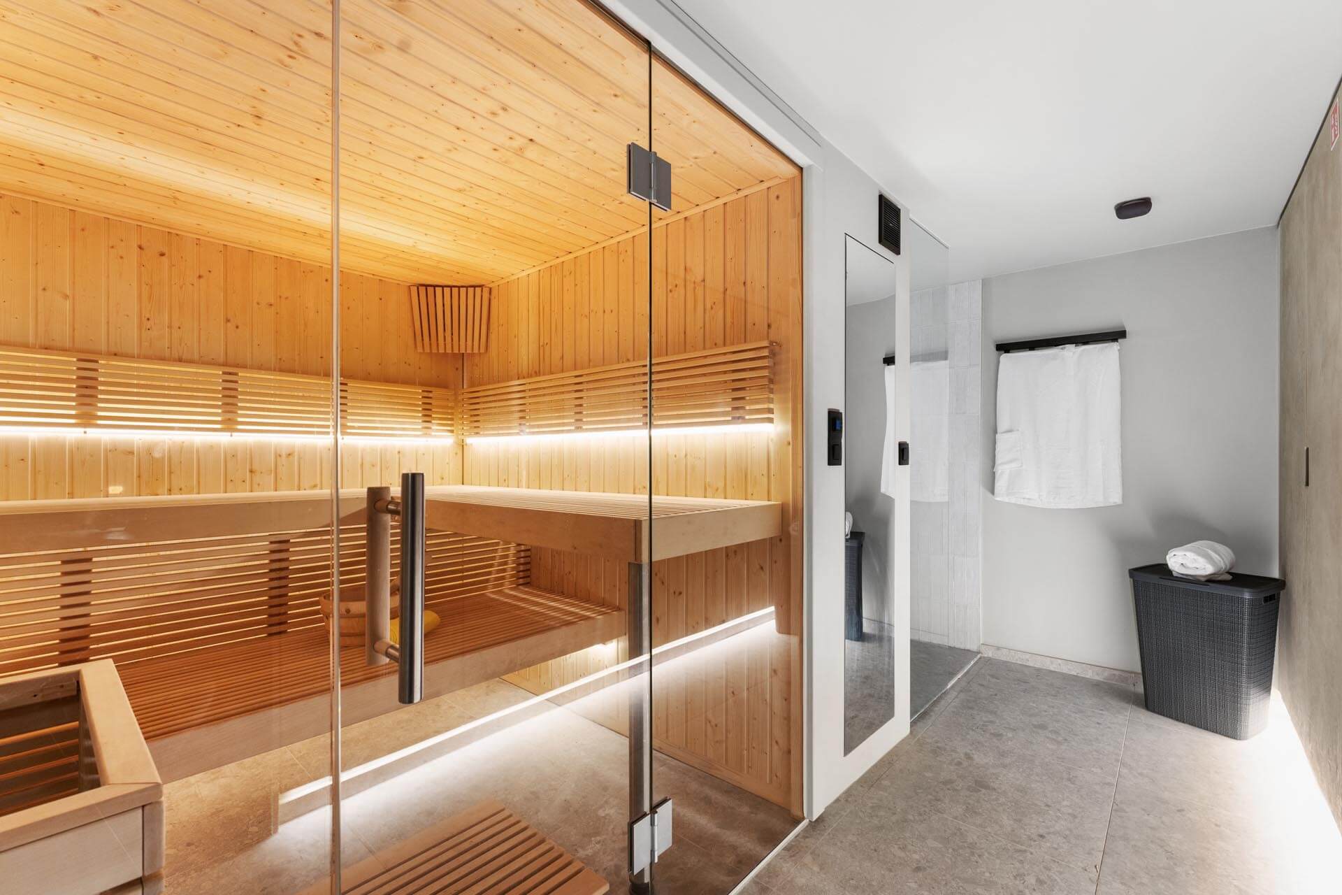 https://rocc.eu/wp-content/uploads/2023/04/ROCC_AANNEMER_KORTRIJK_RENOVATIE_WONING_POOLHOUSE_9.jpg